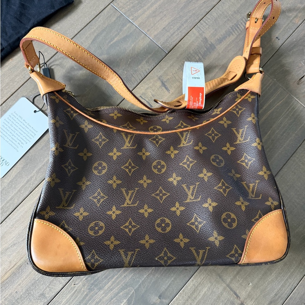 Louis Vuitton Monogram Boulogne Shoulder Bag - Brown/Gold Trim - Picture 13 of 14